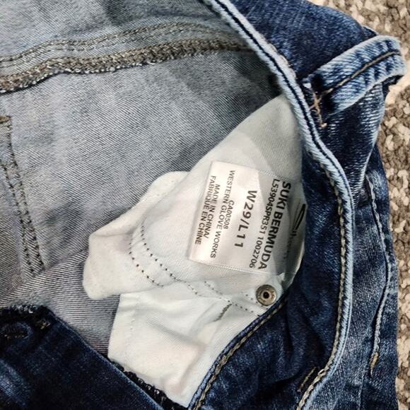 Silver jeans suki women's size 29 Jean shorts - Picture 7 of 7